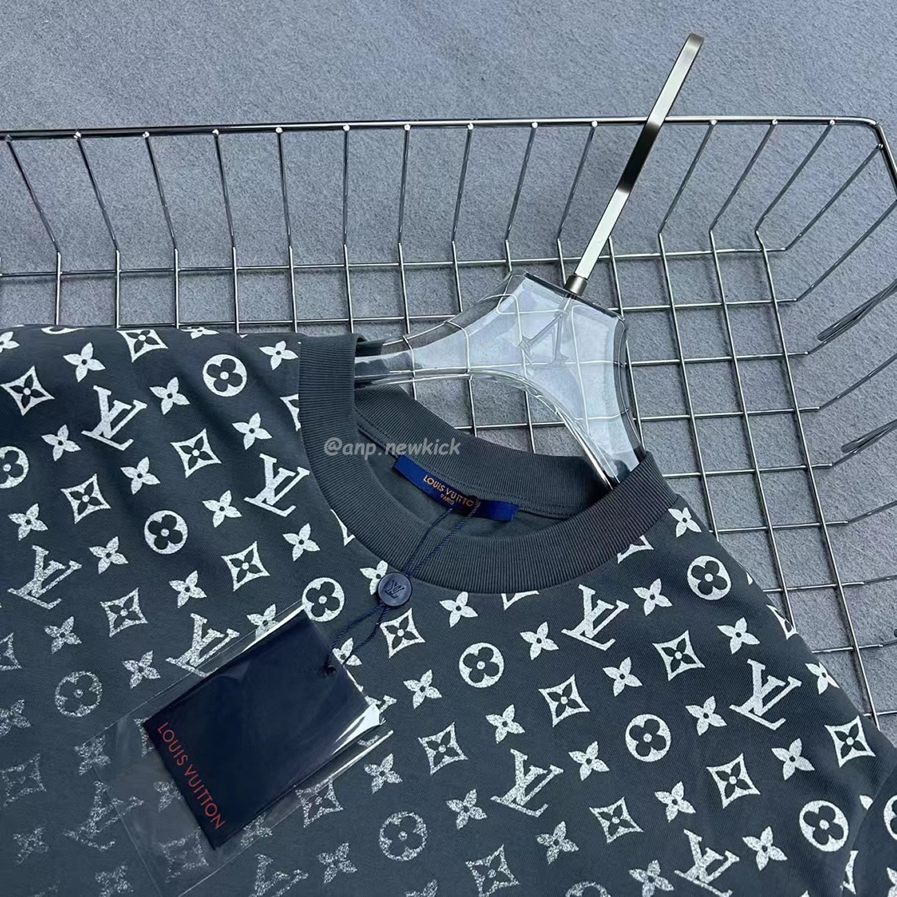 Louis Vuitton Lv Gradient Cotton T Shirt (6) - www.newkick.vip